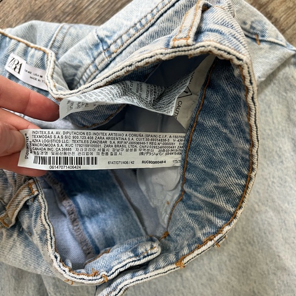 ZARA Women's High Rise Wide Leg Full Length Jean Light Wash Size 10 - Picture 3 of 7